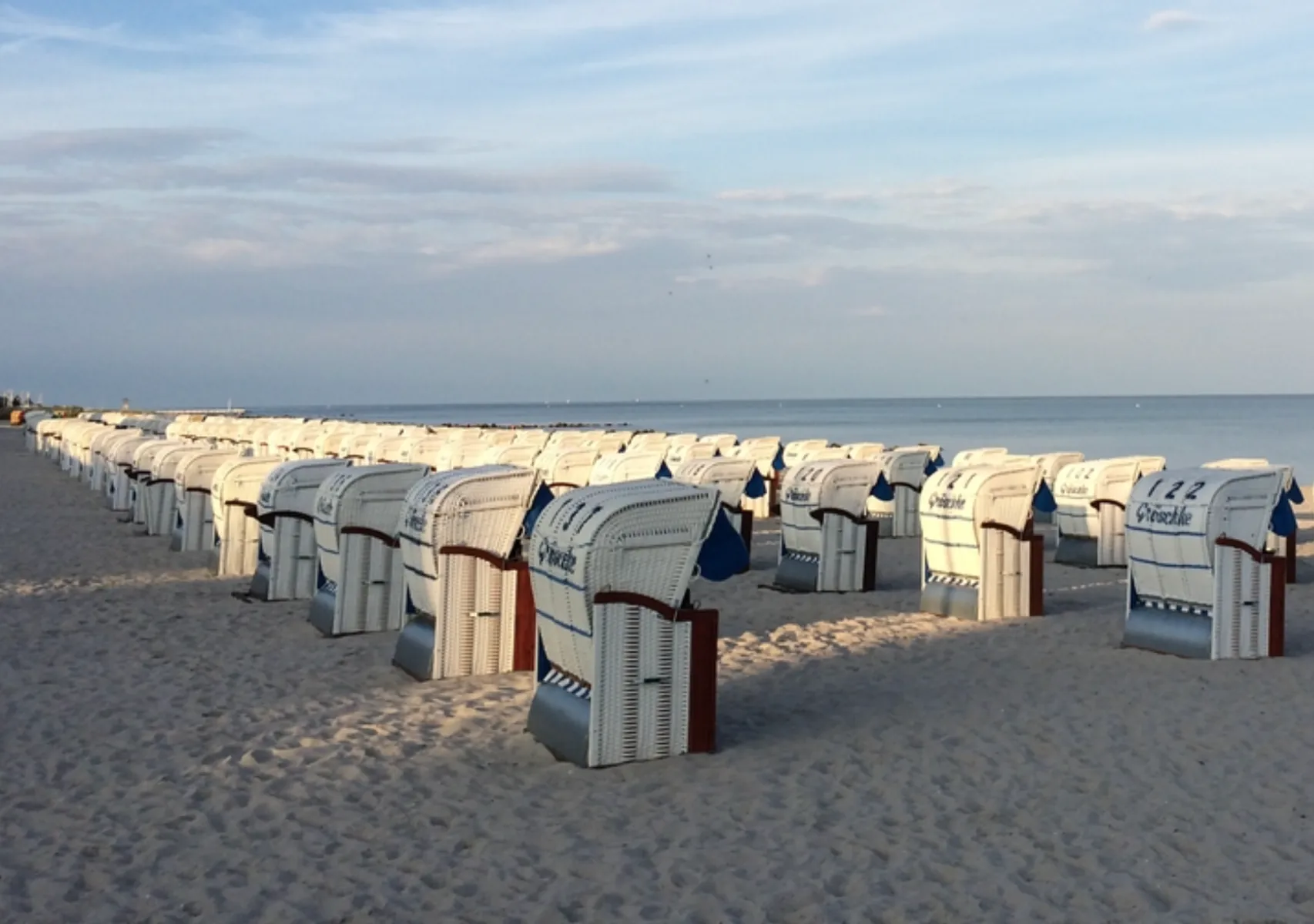 Strandkörbe an der Ostsee